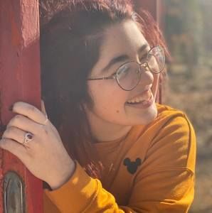 Meet your Posher, Stephanie